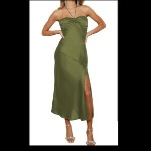 Green satin maxi dress with slit